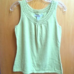 NWT Geoffrey Beene knit tank with crochet trim S